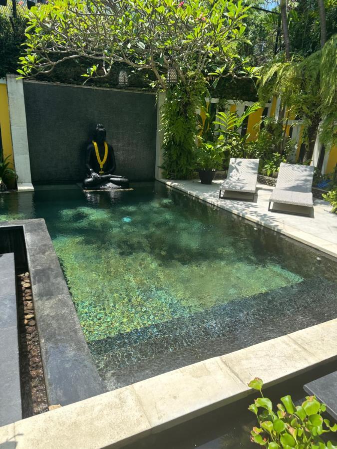 Amanputri Villa Семиньяк Экстерьер фото